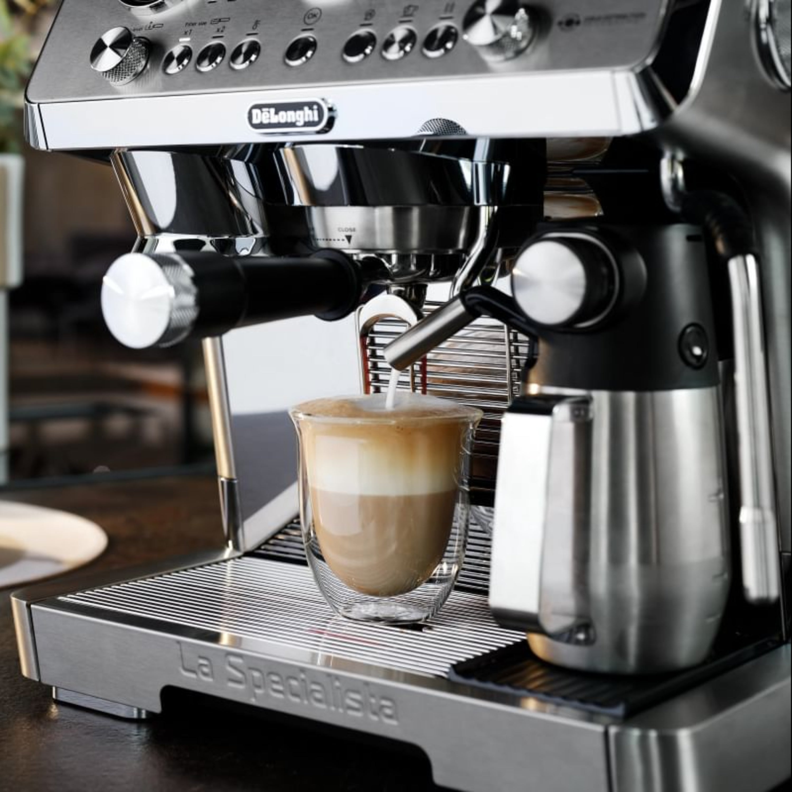 De'longhi La Specialista Maestro | Dutch Colony Coffee Co.