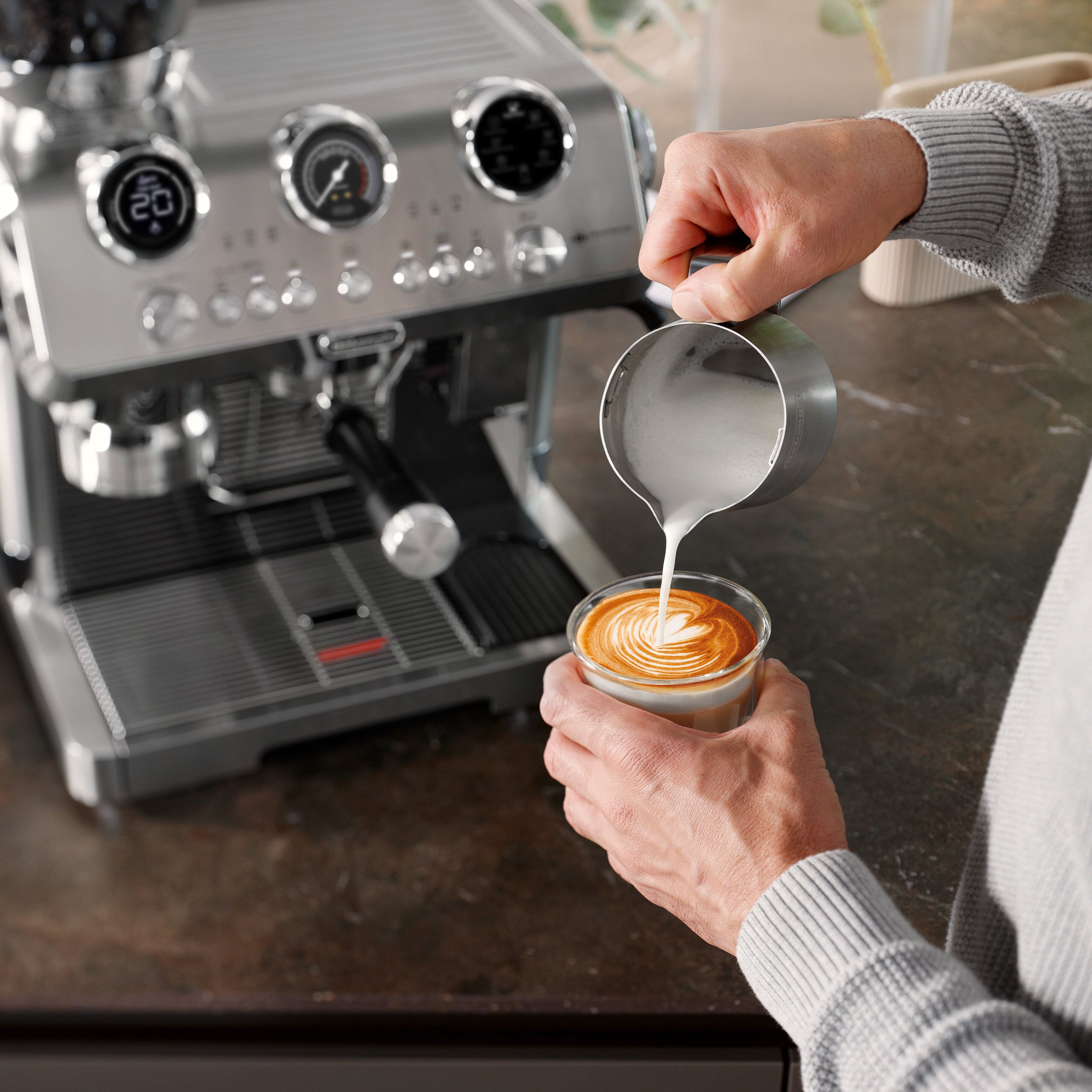 De'longhi La Specialista Maestro | Dutch Colony Coffee Co.